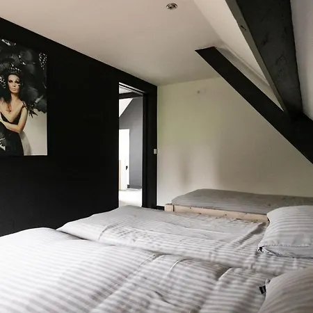 8 Person With Heated Swimmingpool Hoek