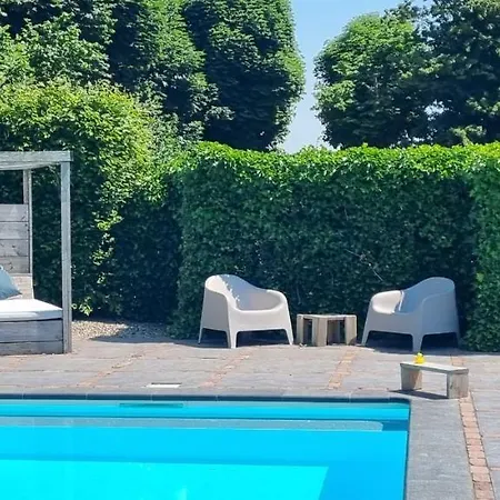 8 Person With Heated Swimmingpool Hoek Apartment