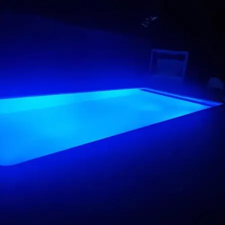 8 Person With Heated Swimmingpool Hoek