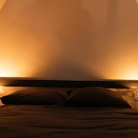 Apartmán 8 Person With Heated Swimmingpool Hoek